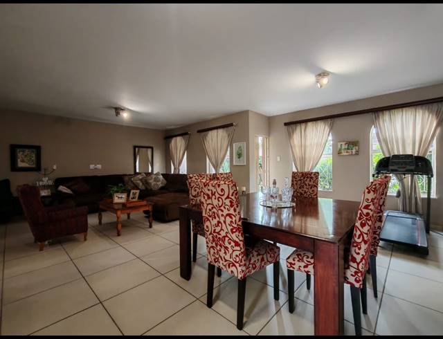 3 BEDROOM TOWNHOUSE FOR SALE IN THREE RIVERS PROPER